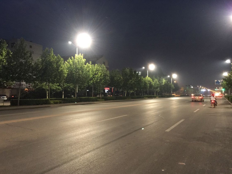 山东省德州市晶华路照明工程